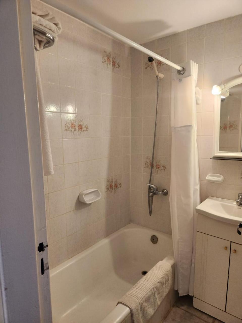 Buena Vista Apartment San Carlos de Bariloche Bagian luar foto